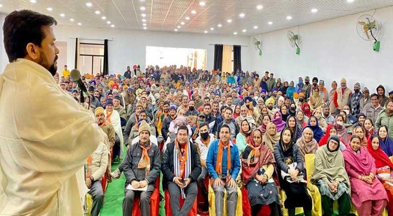 Union Minister Sh Anurag Thakur addresses Summit for Information and Democracy