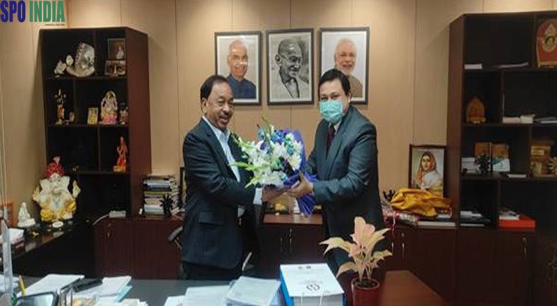 Narayan Rane calls for working together for improving the economic scenario